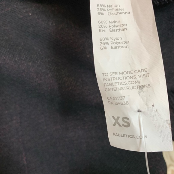 Women’s Fabletics High-Waisted Seamless Stripe Leggings Size XS NWT - Picture 5 of 8